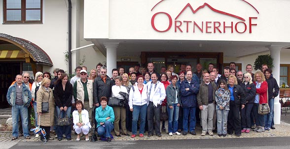 Die Teilnehmer an der 13. Cabrioausfahrt der Tiroler CC-Freunde.